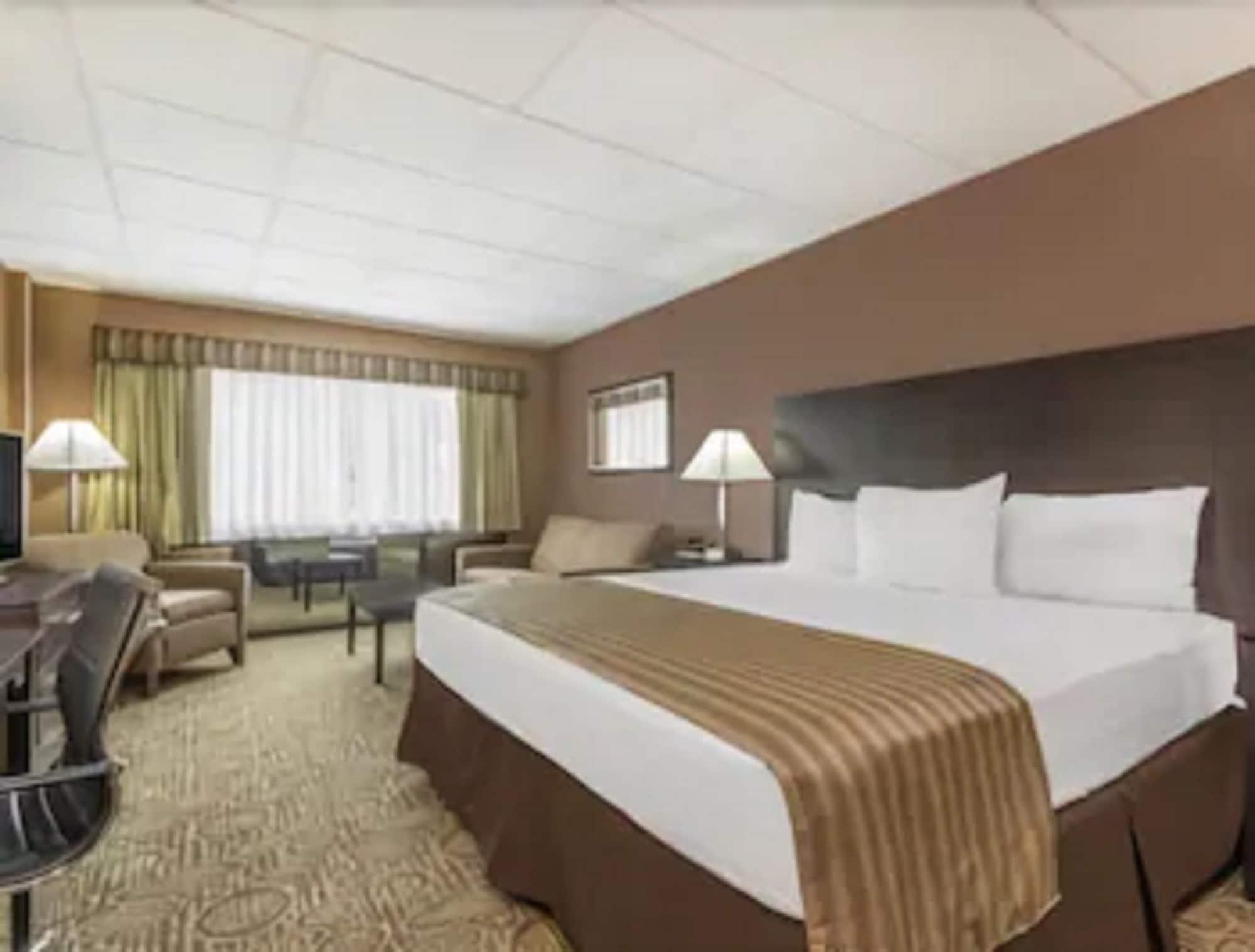 Ramada By Wyndham Paintsville Hotel & Conference Center Экстерьер фото