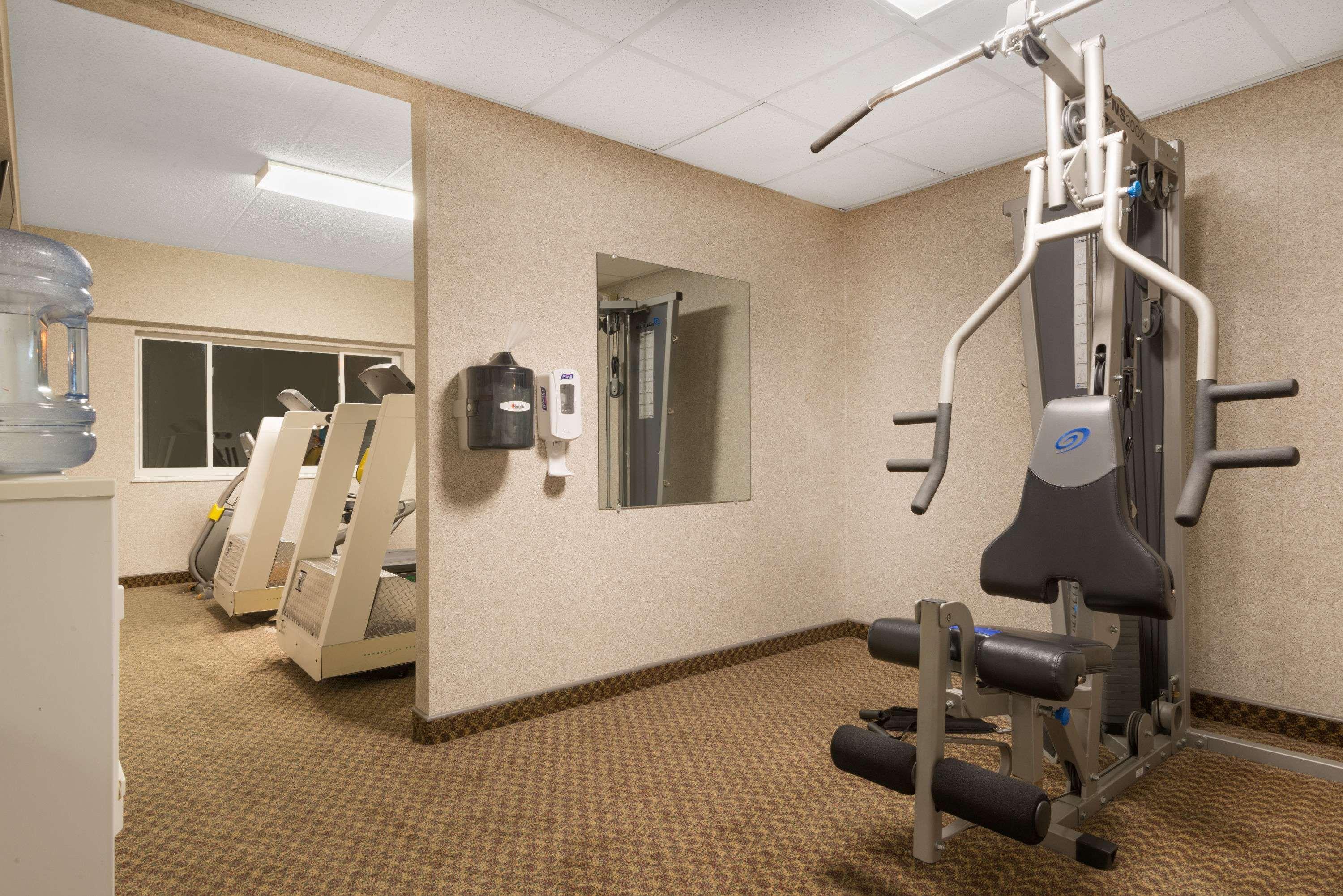 Ramada By Wyndham Paintsville Hotel & Conference Center Экстерьер фото